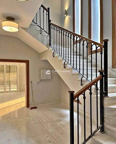 Townhouse | Immediate delivery – RTM + VIP fully finished, ready to move in | Ready for handover and instant living | Compound has a prime location — 1/8