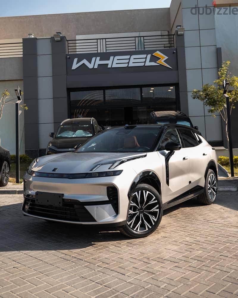 Lynk & Co 08 Performance AWD (612 hp) 2026 — 1/8