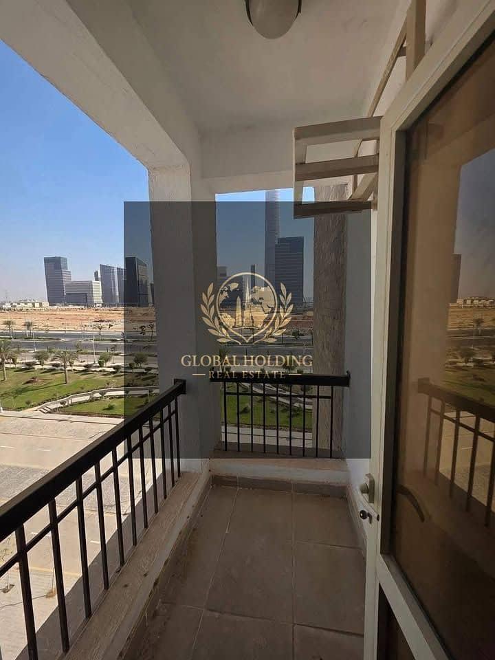 Ready to mome with lowest downpayment apartment in new capital insttalments over 12 years — 1/8