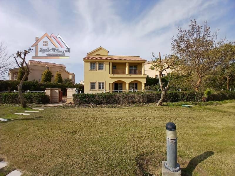 For sale in Madinaty, Villa model X, Viewwide Garden, land 800, open view, very distinguished location — 1/8