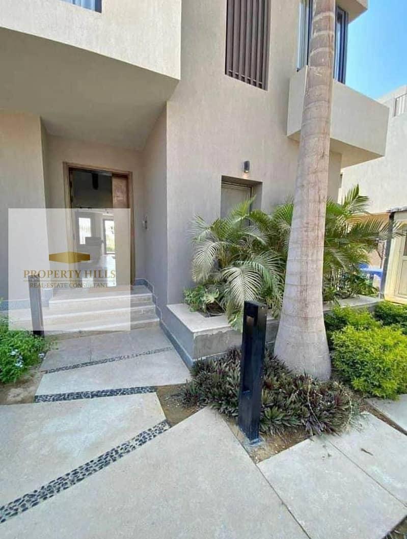Villa for sale at a special price in Sodic East in Al Shorouk — 1/8