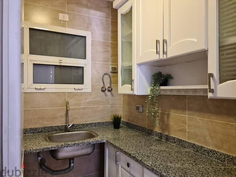 Furnished Ground floor Studio — 1/8