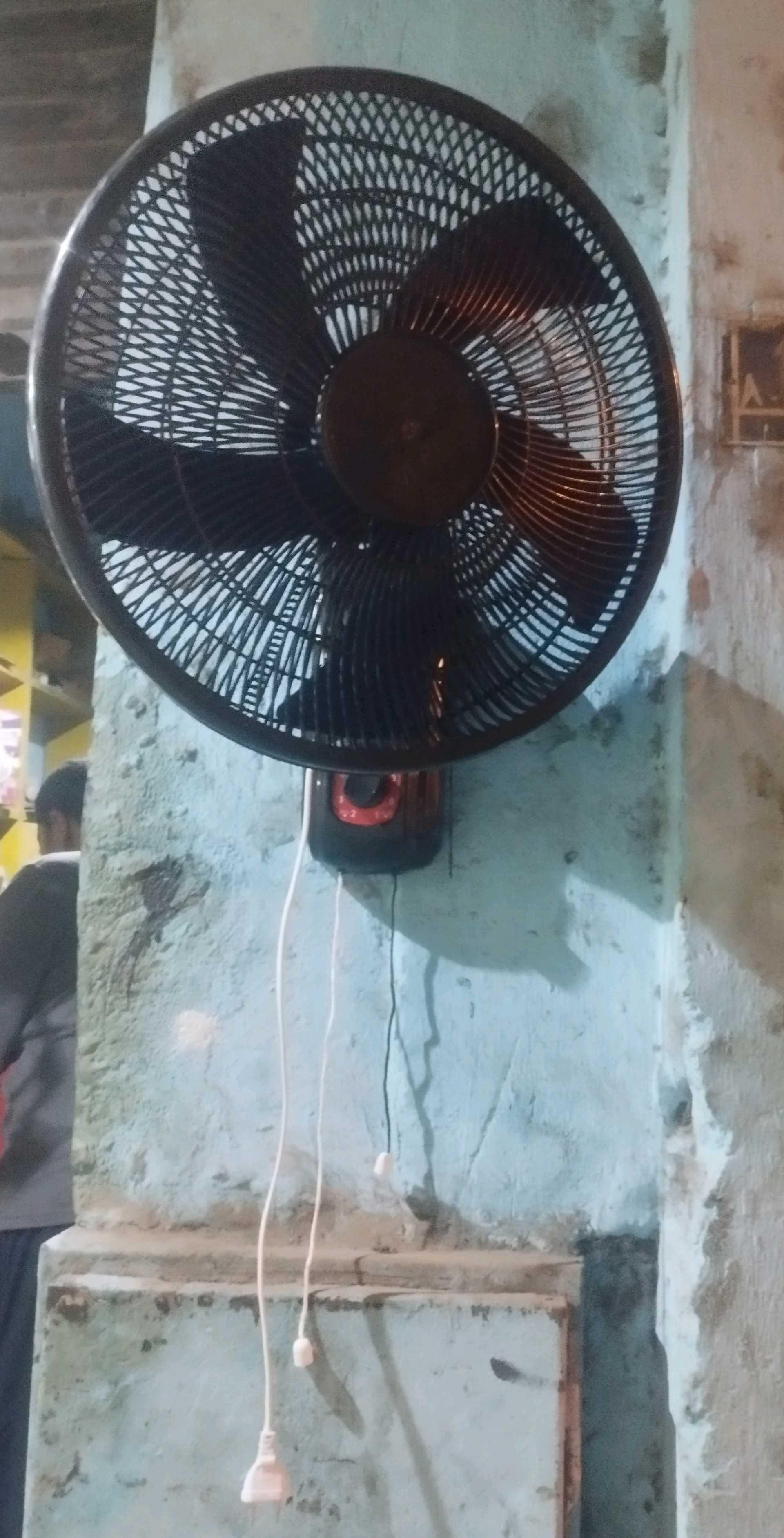 مروحه حائط  — 1/4