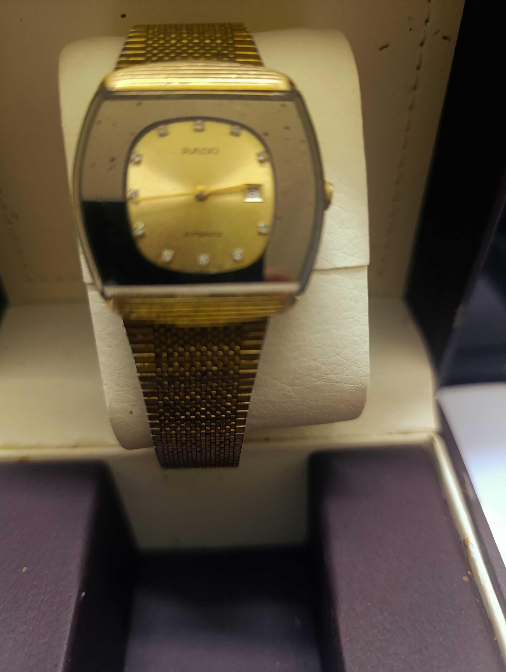 Rado Vintag — 1/4