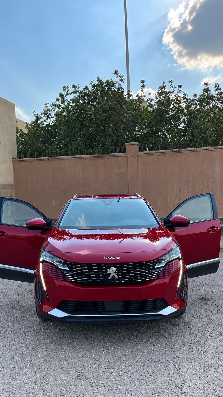 Peugeot 5008 2022 — 1/7