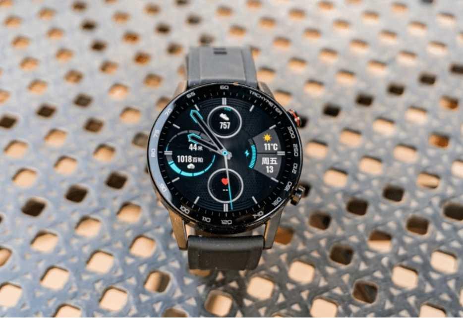 Honor magic watch 2 46mm sport edition (كسر زيرو (متبقي كميه واحده