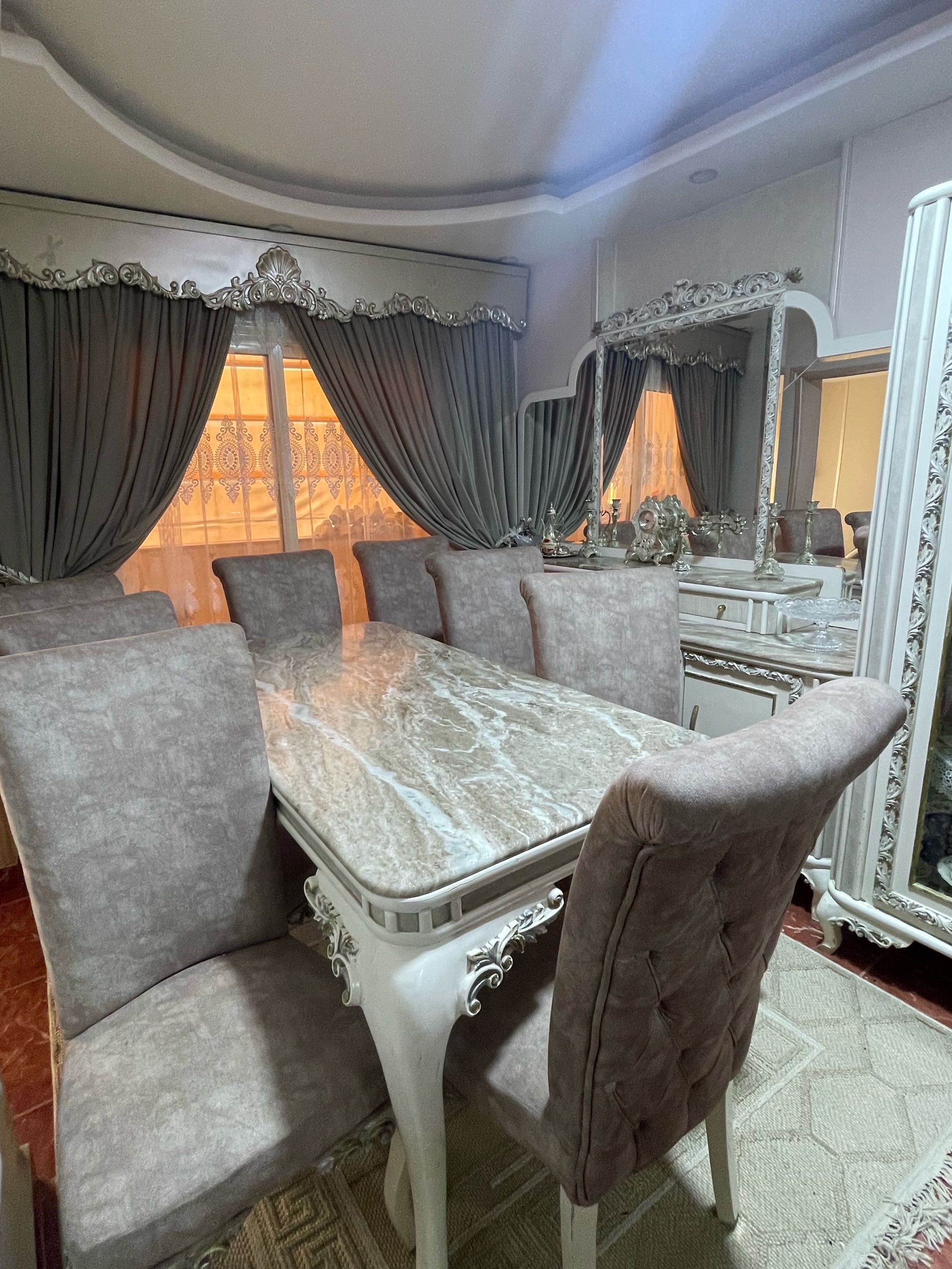 سفره مودرن كلاسيك لهواه الفخامه