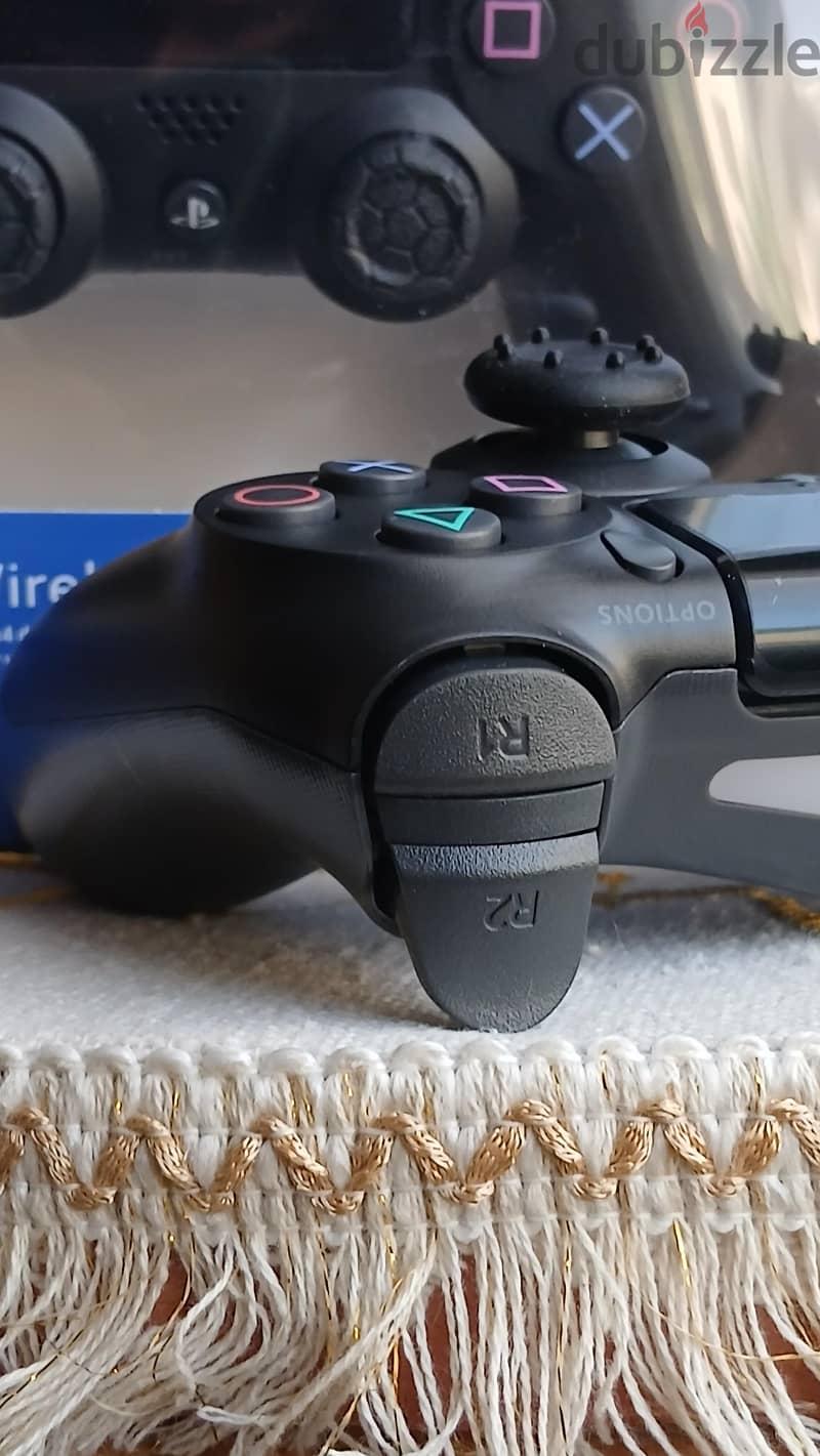 دراع بلاي ستيشن 4 برو ps4 pro اورجينل بالضمان توصيل لاي مكان في مصر — 1/8