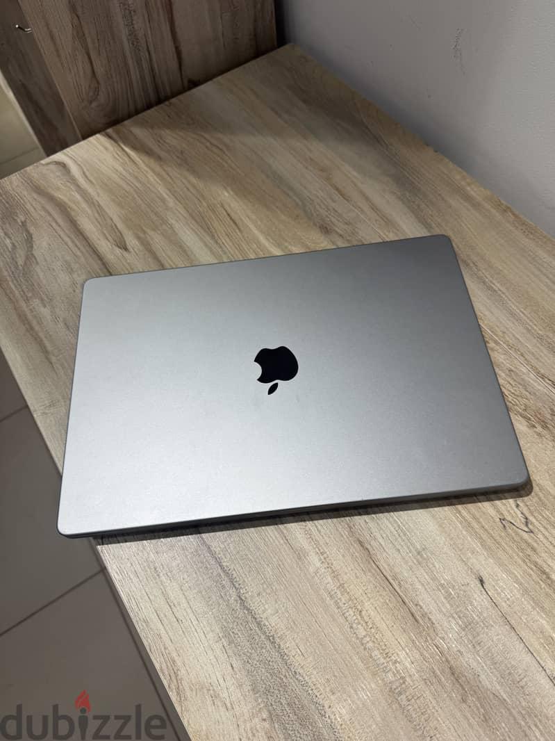 MacBook pro 16 inch 32 ram m1 pro — 1/3