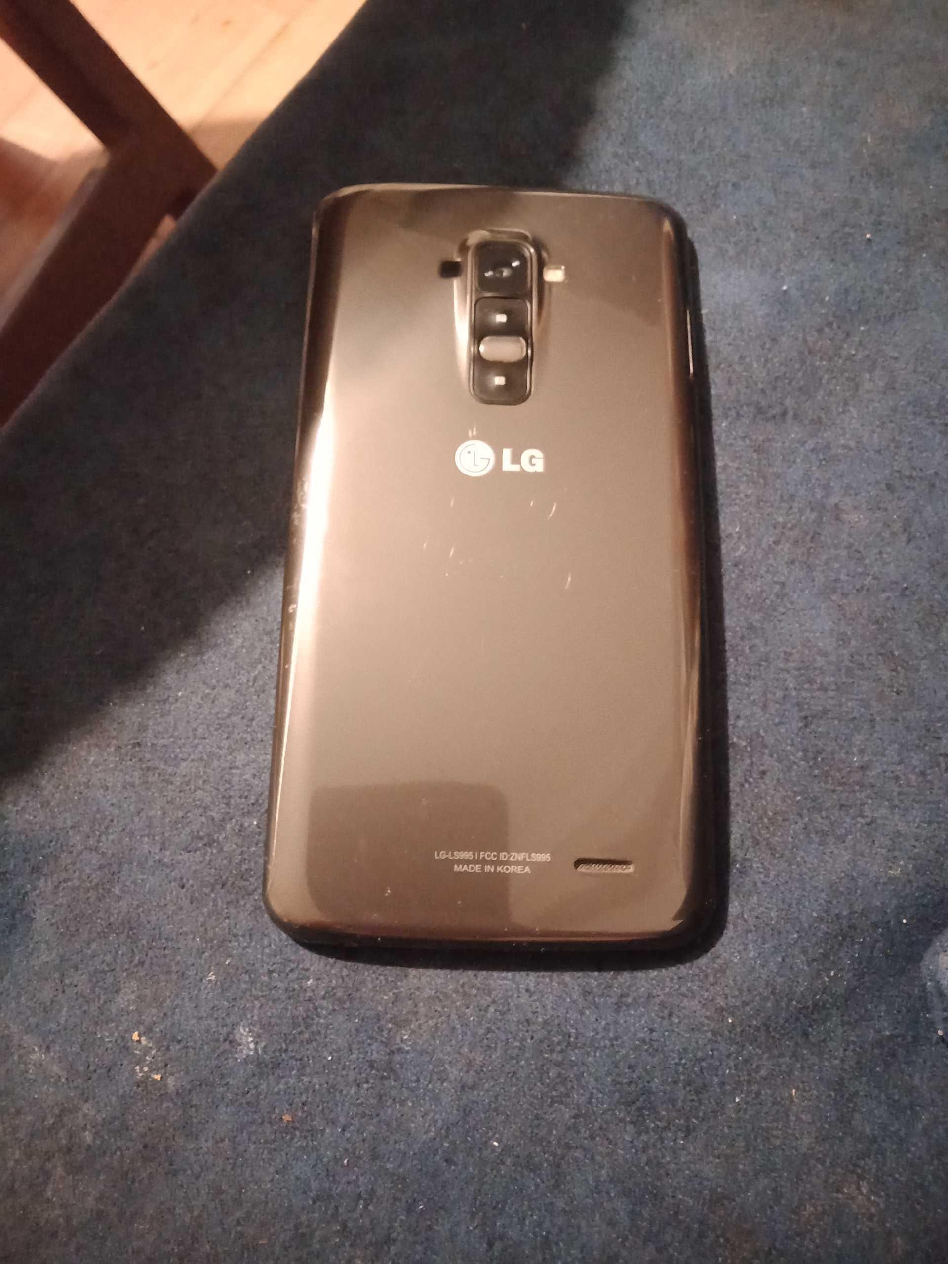 LG  — 1/3