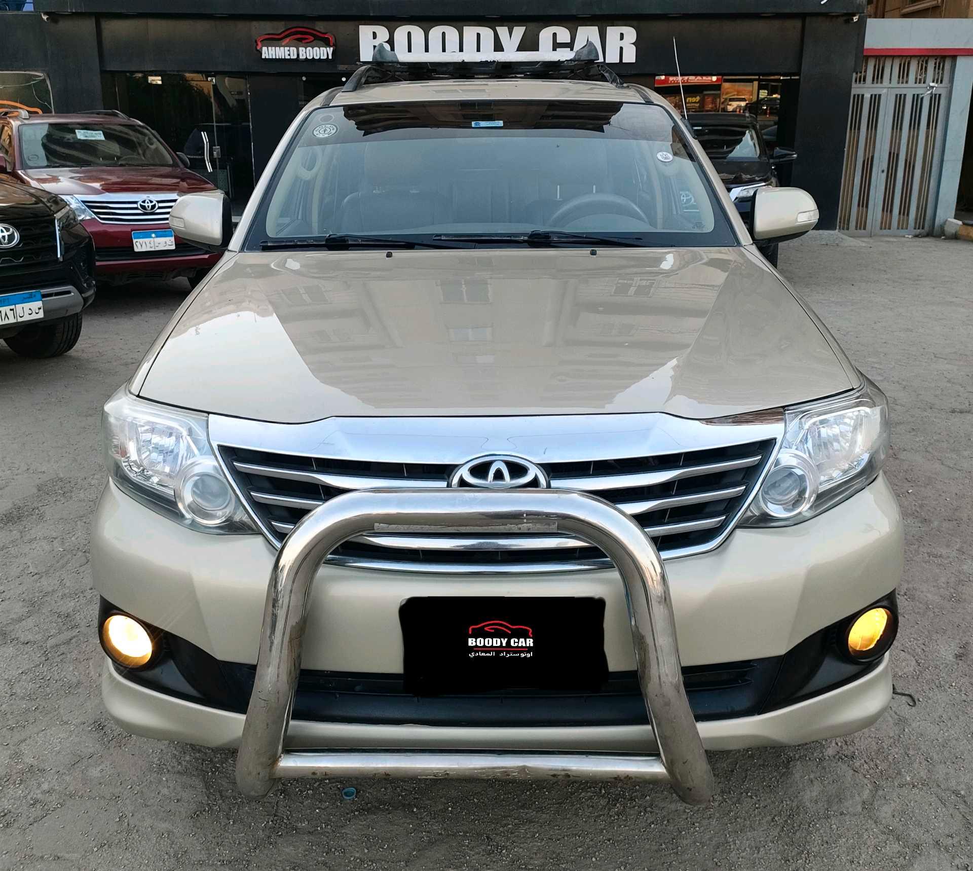 Toyota Fortuner 2013