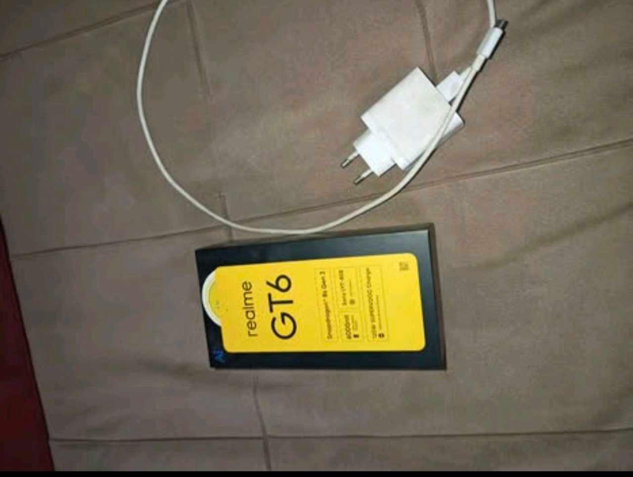 Realme Gt 6