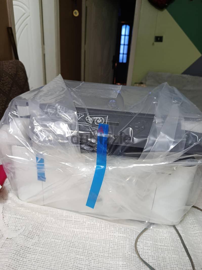 طابعة إتش بي (HP Laser MFP 135w) - جديدة متبرشمة — 1/3