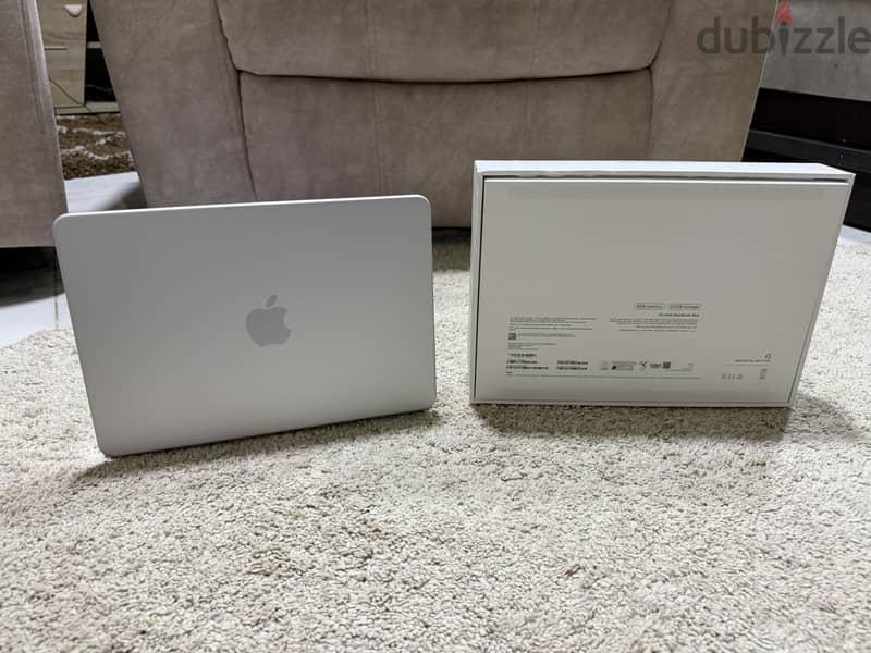 Macbook Neo - 512GB - Silver — 1/8