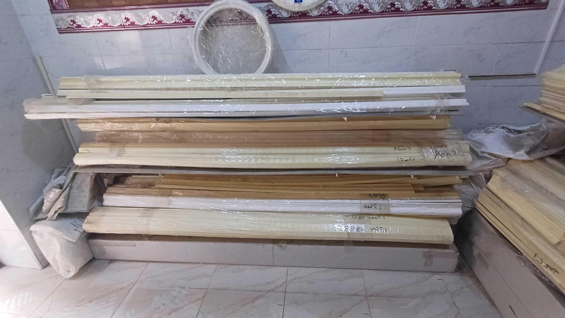 بانوهات و كرانيش فيوتك للبيع بسعر الجملة  — 1/15