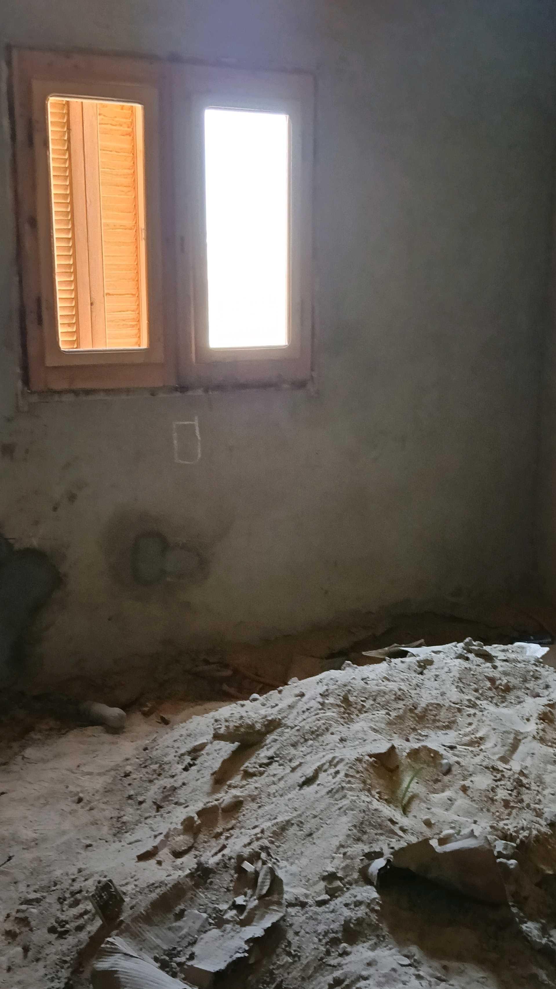 Apartment For Sale — 1/5