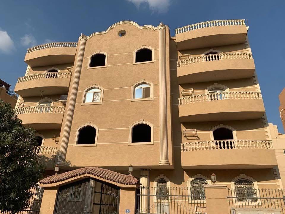 شقة للبيع بمدينة العبور الحي التاسع 