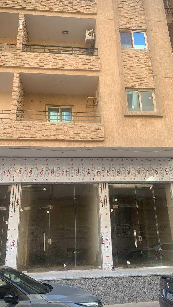 شقه للبيع جوه كمبوند الحى الثالث