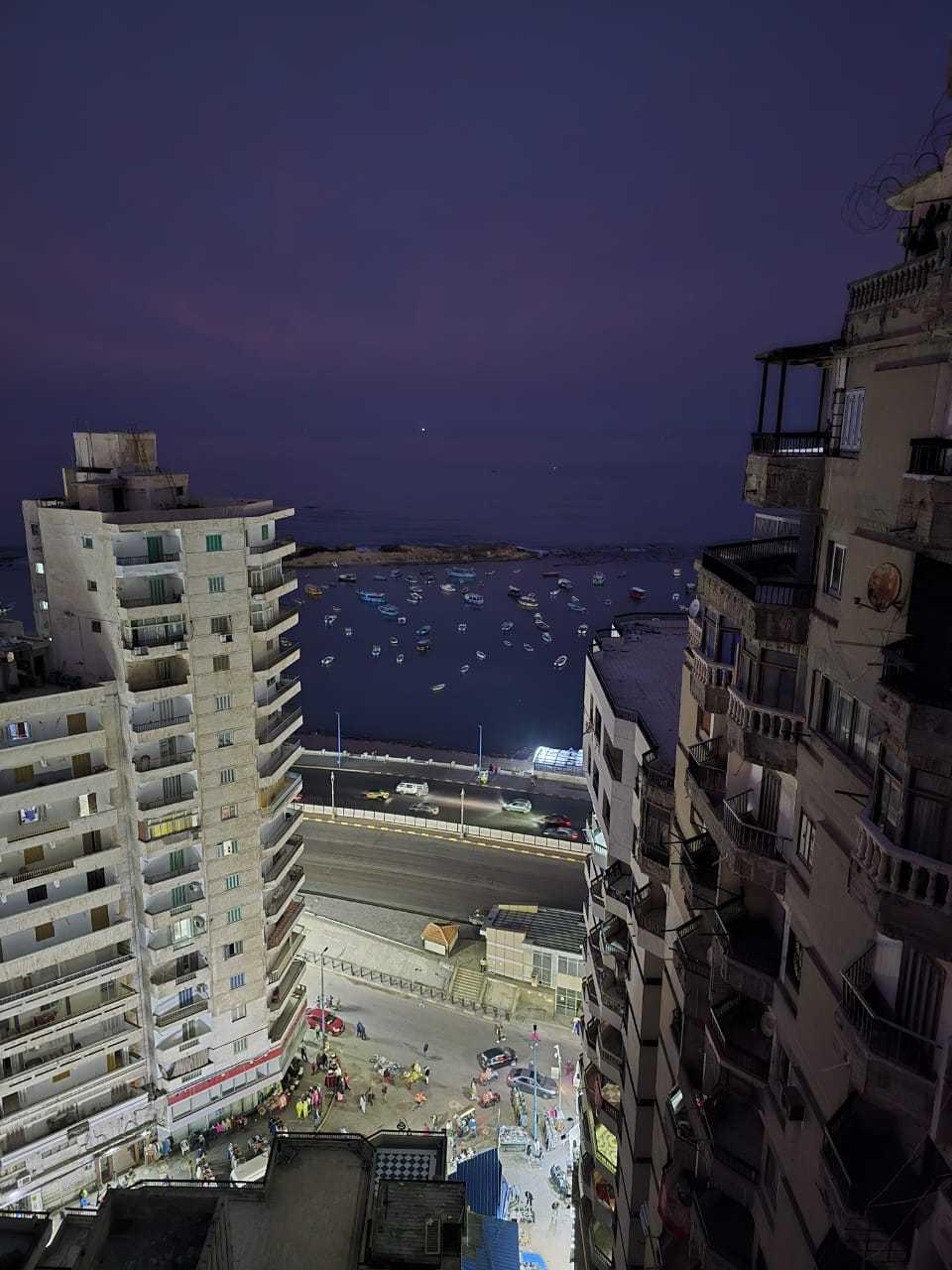 شقة بالإسكندرية ميامى ١٢٠ متر تقريبا 