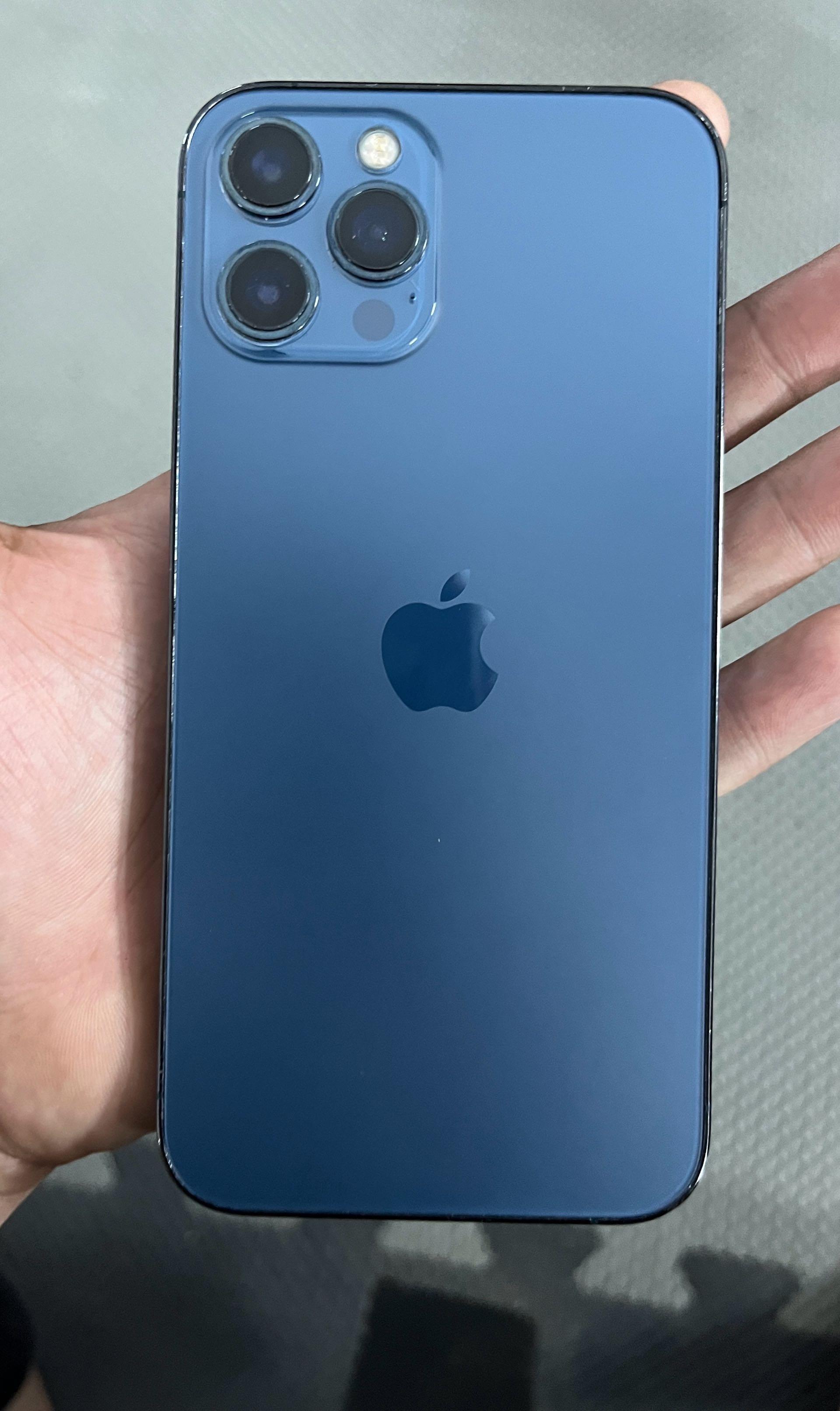 iPhone 12 pro max — 1/7
