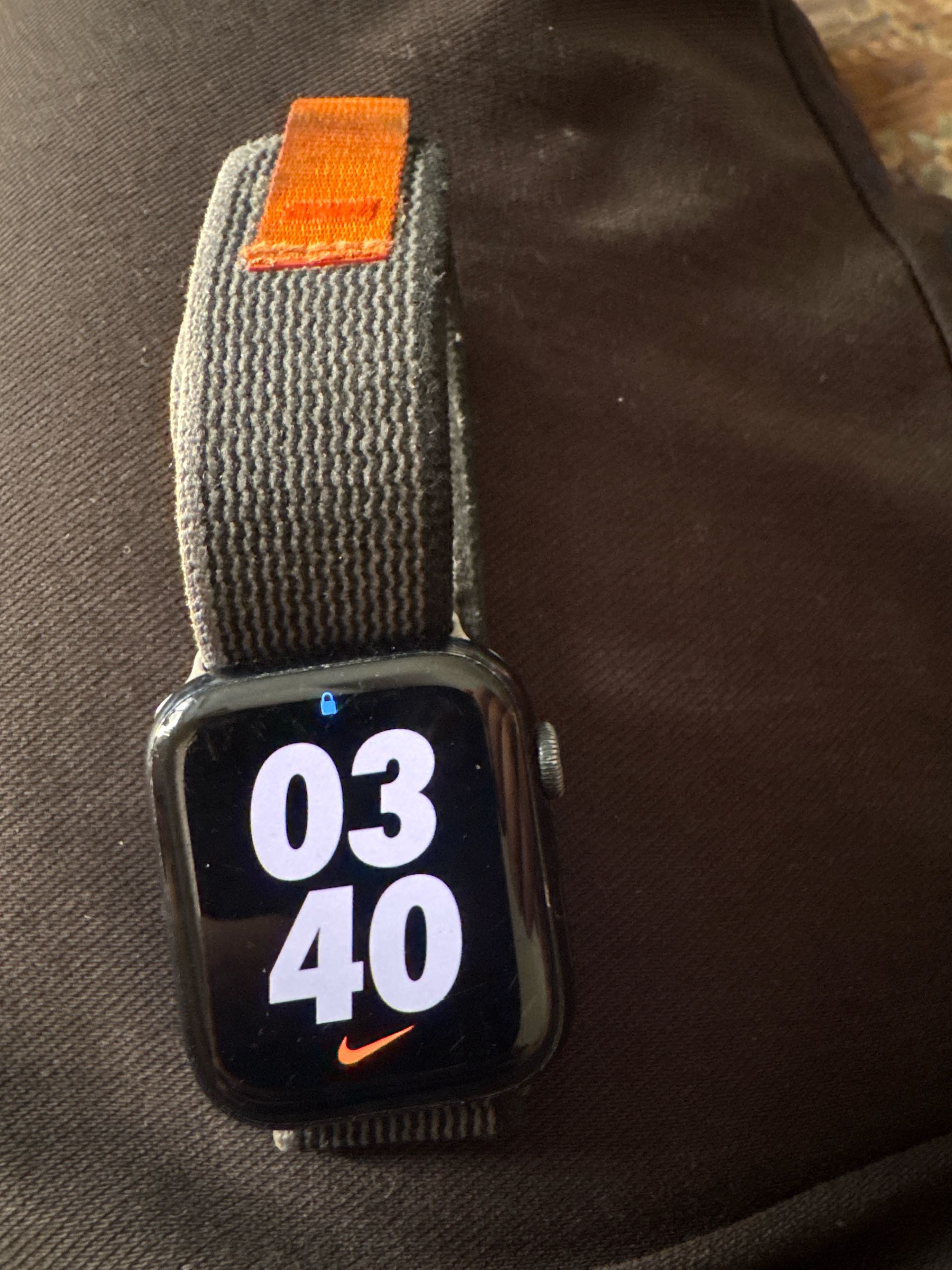 Apple Watch — 1/2