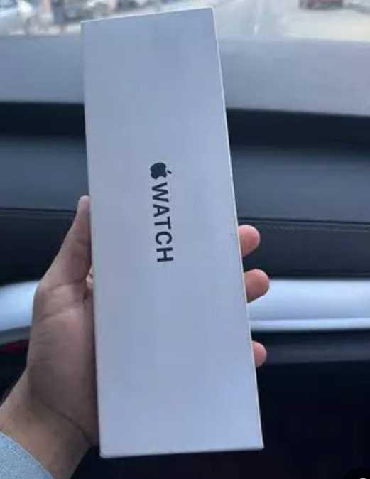 Apple Watch — 1/3