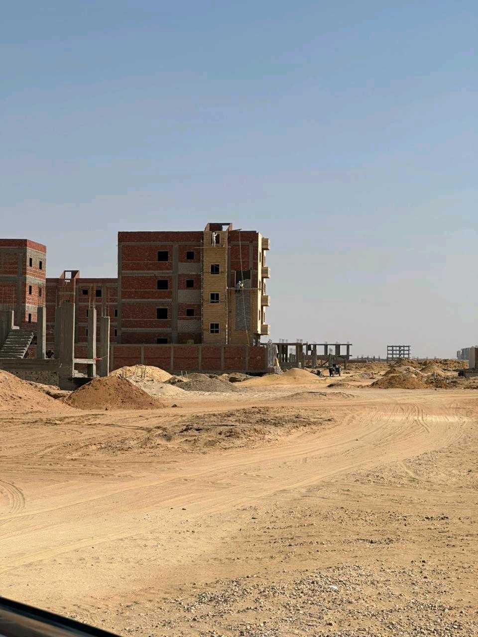 🏡 سعر لقطة بجد موقع مميز أرض للبيع مدينة بدر في الامتداد الشرقي مسلسل (أ) الثابت 🔥 — 1/15