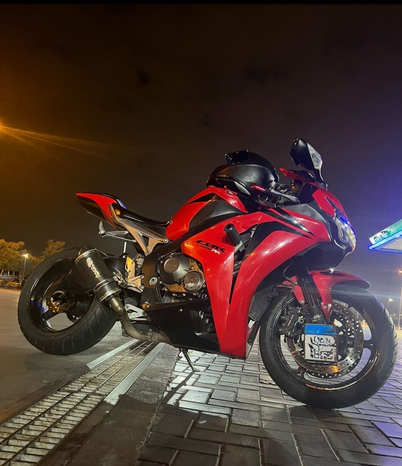 Honda  — 1/2