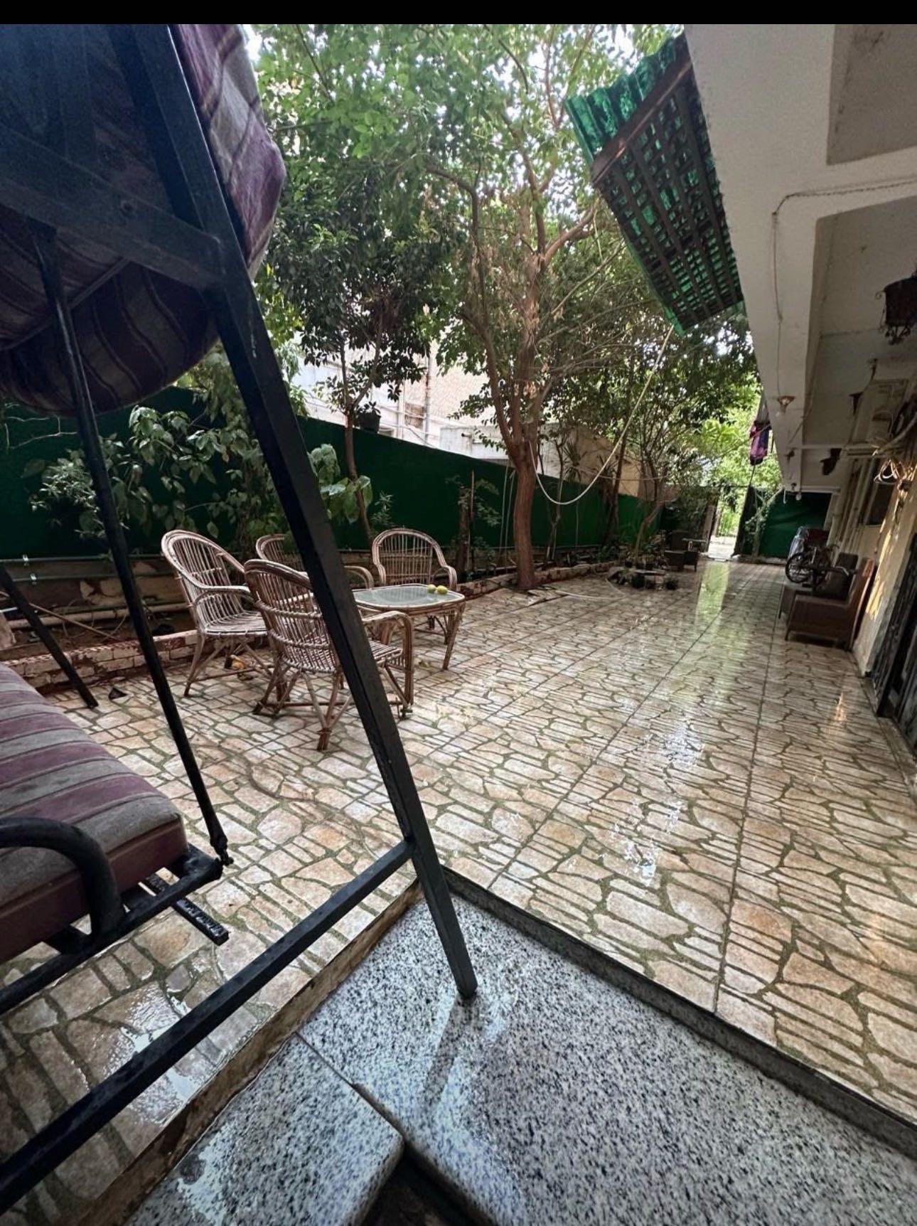 شقتين ارضى بحديقه معادى السرايات للبيع  — 1/7