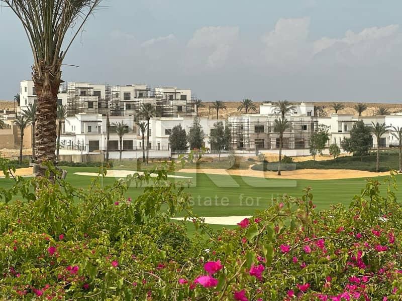 Villa golf view with lowest dp, 3BR +2Living rooms — 1/8