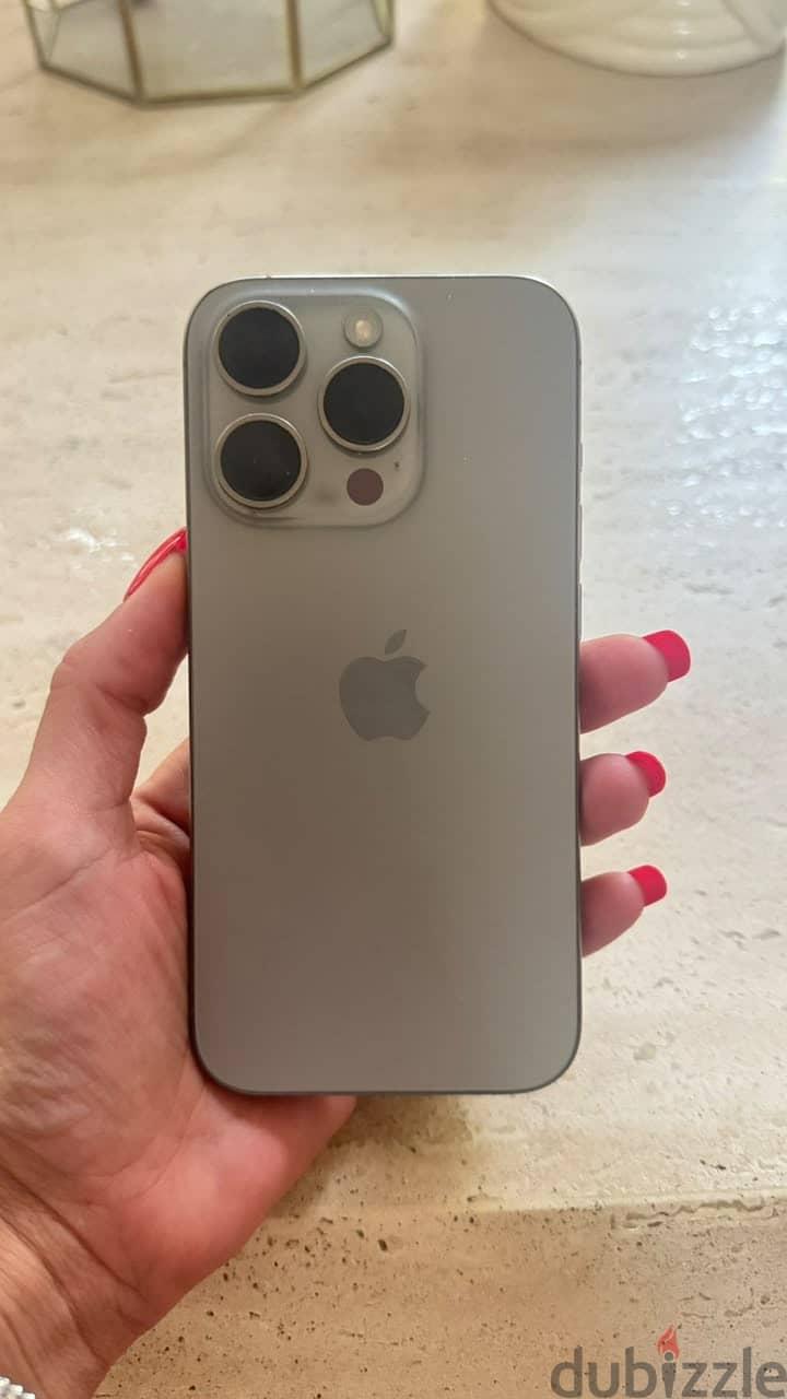 للبيع iPhone 15 Pro 1TB_ايفون 15 برو_زيرو بسعر لقطة لسرعه البيع ممتاز — 1/4