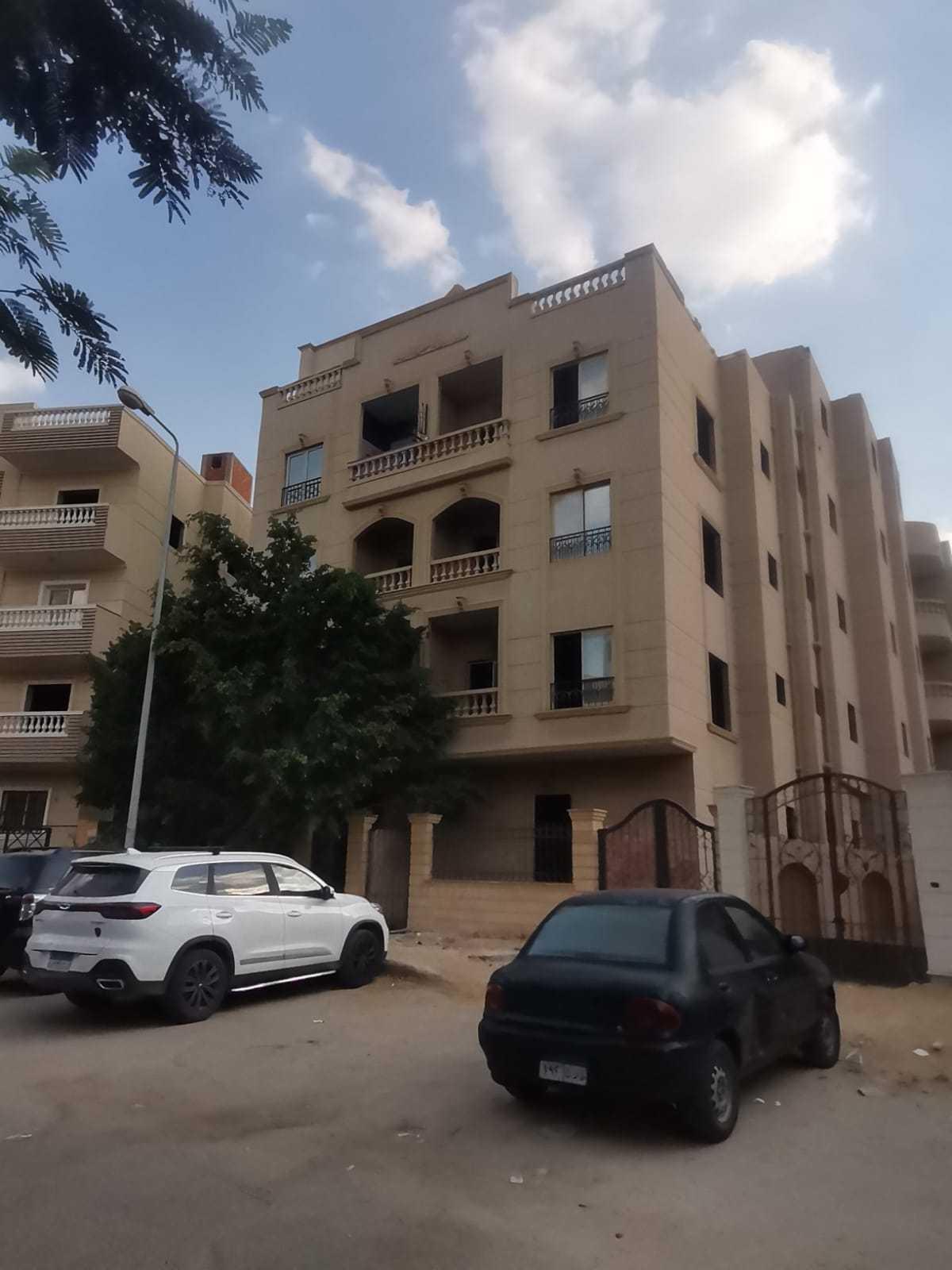 روف للبيع بسعر ممتاز جداً 
