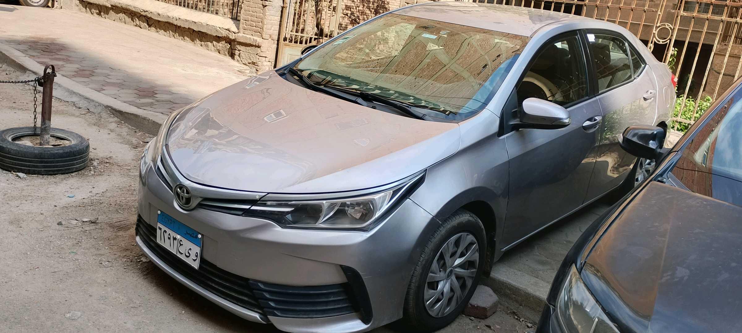 تويوتا كورولا 2019 — 1/12